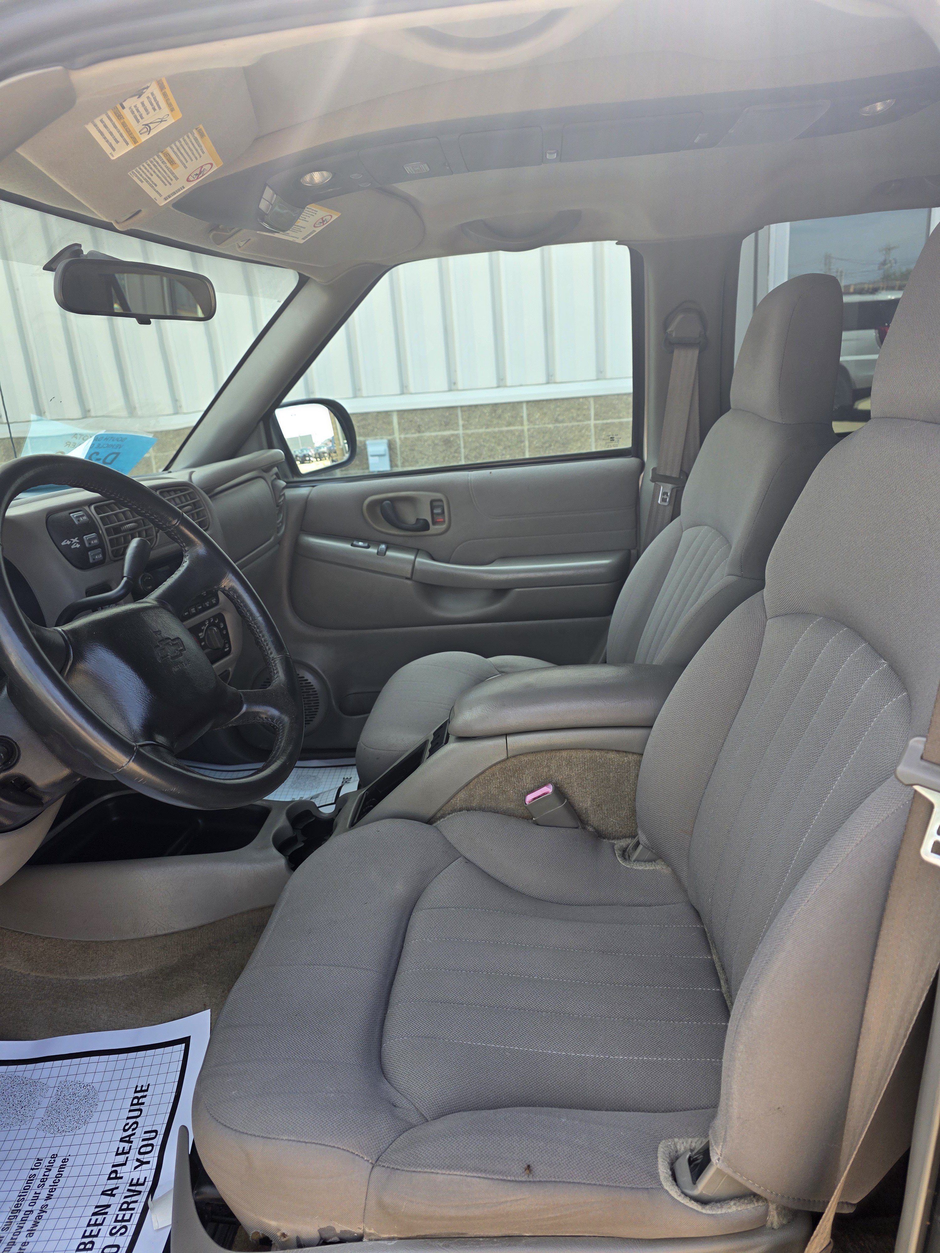 Used 2004 Chevrolet Blazer LS w/ Preferred Equipment Group AWD/4WD image 5