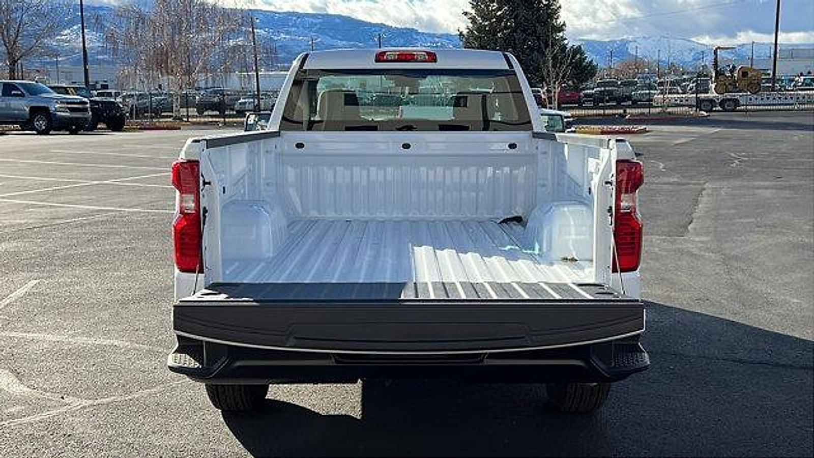 New 2026 Chevrolet Silverado 1500 W/T image 7