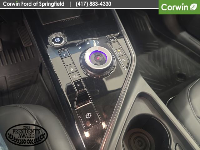 Used 2023 Kia Niro EX w/ EX Cold Weather Package FWD image 24