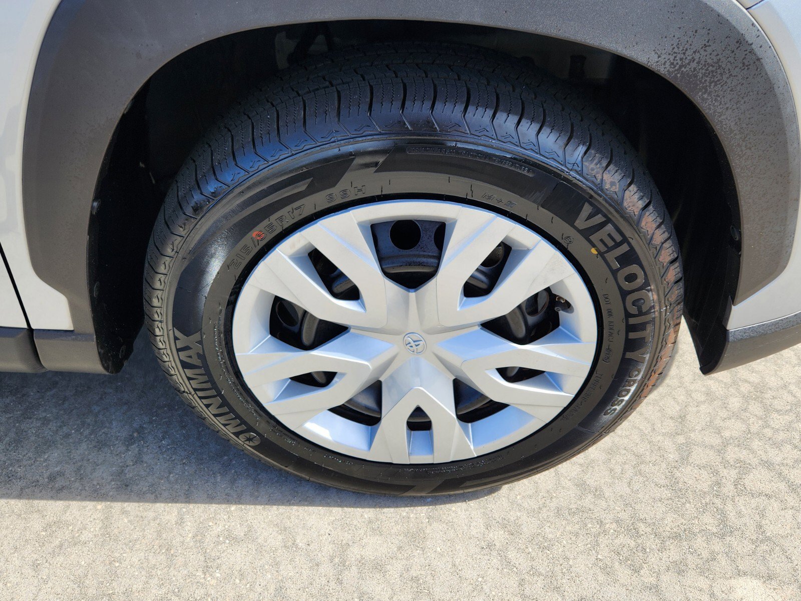 Certified 2022 Toyota Corolla Cross L image 12