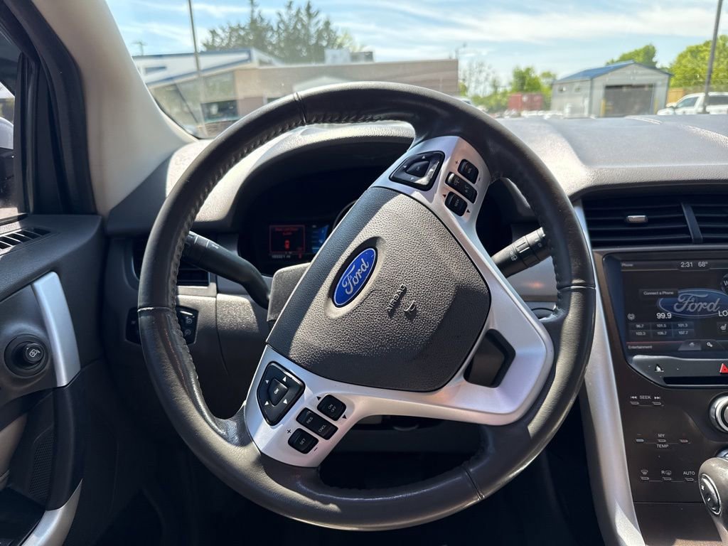 Used 2012 Ford Edge SEL FWD image 19