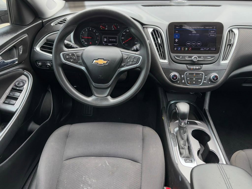 Used 2022 Chevrolet Malibu LT FWD image 9
