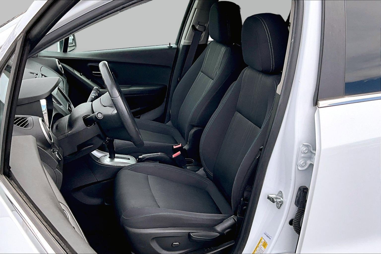 Used 2016 Chevrolet Trax LT AWD/4WD image 21