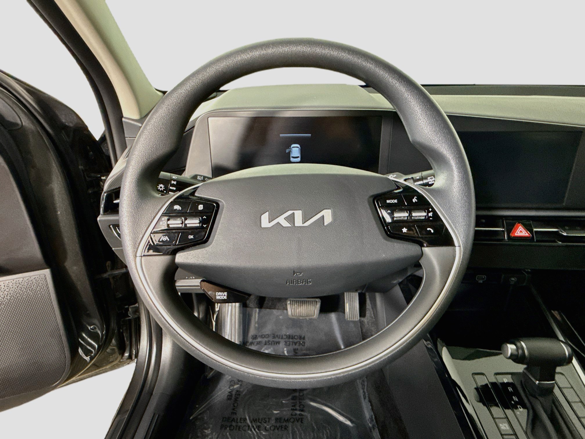 Used 2026 Kia Niro LX FWD image 13