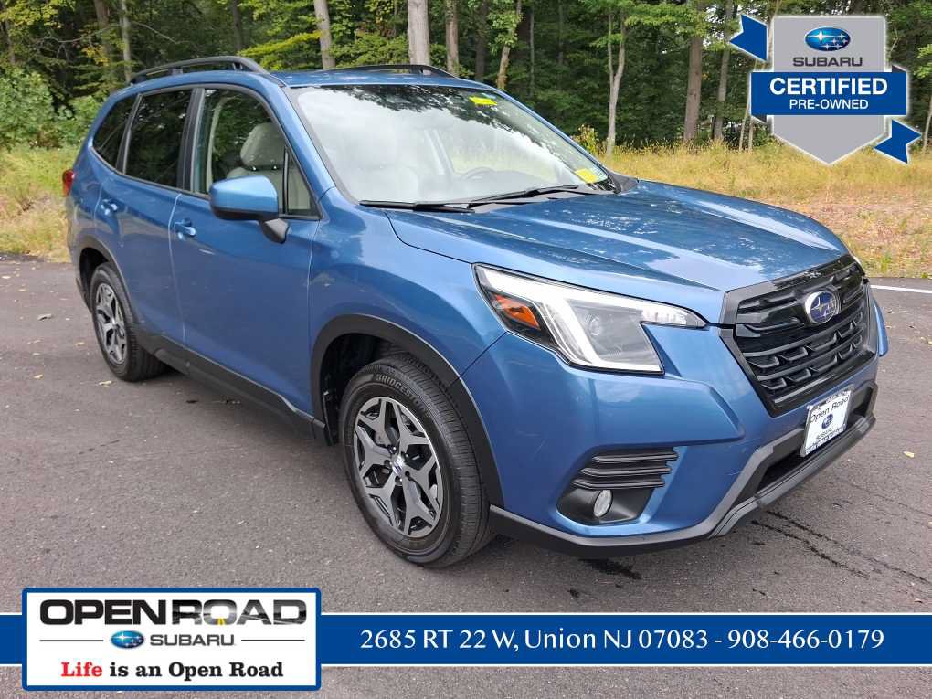 Certified 2023 Subaru Forester Premium AWD/4WD image 1