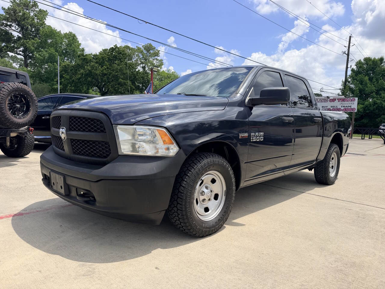 Used 2018 RAM 1500 Tradesman w/ Popular Equipment Group AWD/4WD image 2