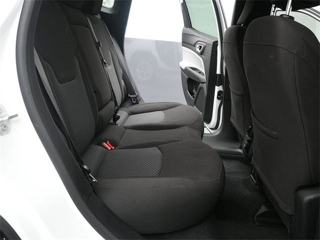 Used 2025 Jeep Compass Sport image 16