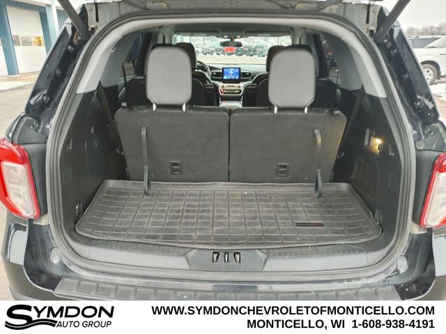 Used 2020 Ford Explorer XLT w/ Equipment Group 202A image 11
