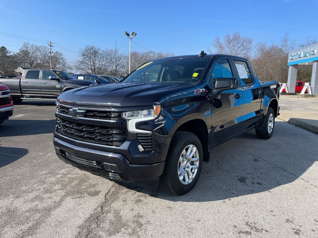 Used 2022 Chevrolet Silverado 1500 RST w/ Z71 Off-Road Package image 3