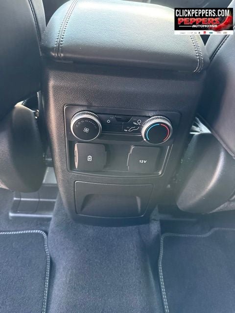 Used 2023 Ford Explorer XLT w/ Equipment Group 202A RWD image 17