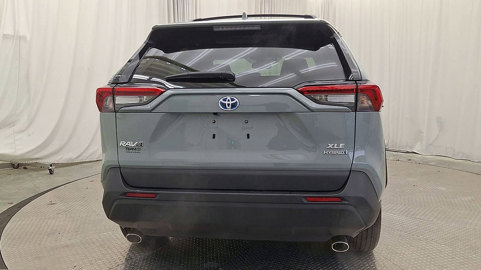 Certified 2022 Toyota RAV4 XLE Premium image 2