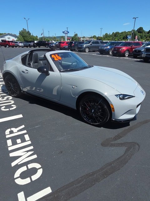 New 2026 MAZDA MX-5 Miata RF Club RWD image 18