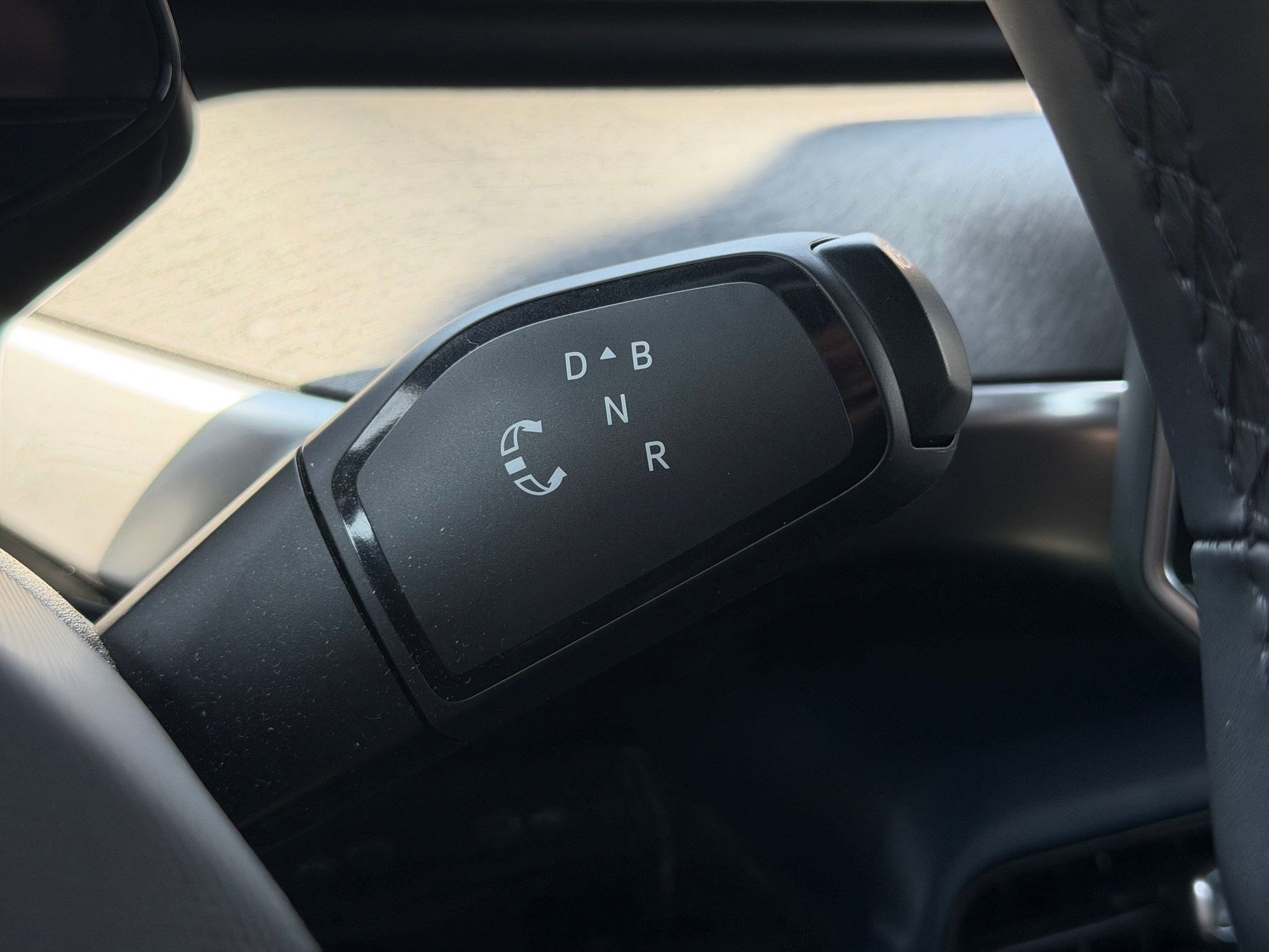 Used 2025 Volkswagen ID. Buzz Pro S RWD image 27