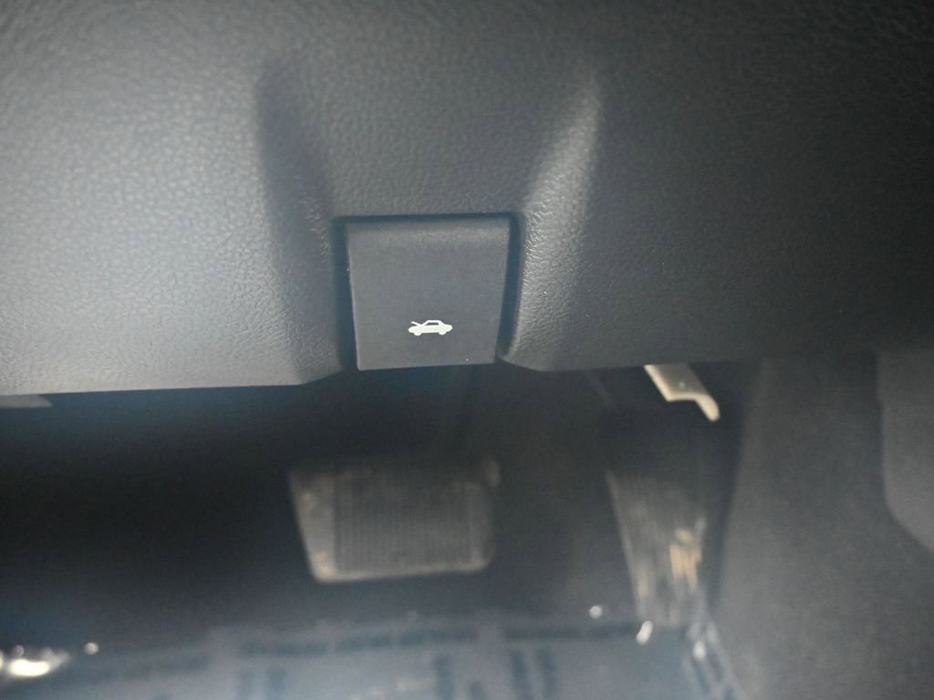 Used 2024 RAM 3500 Big Horn image 22