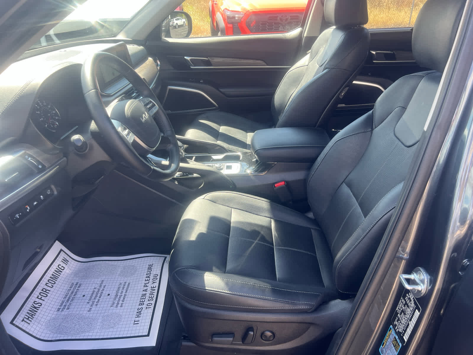 Used 2022 Kia Telluride EX w/ EX Premium Package image 12