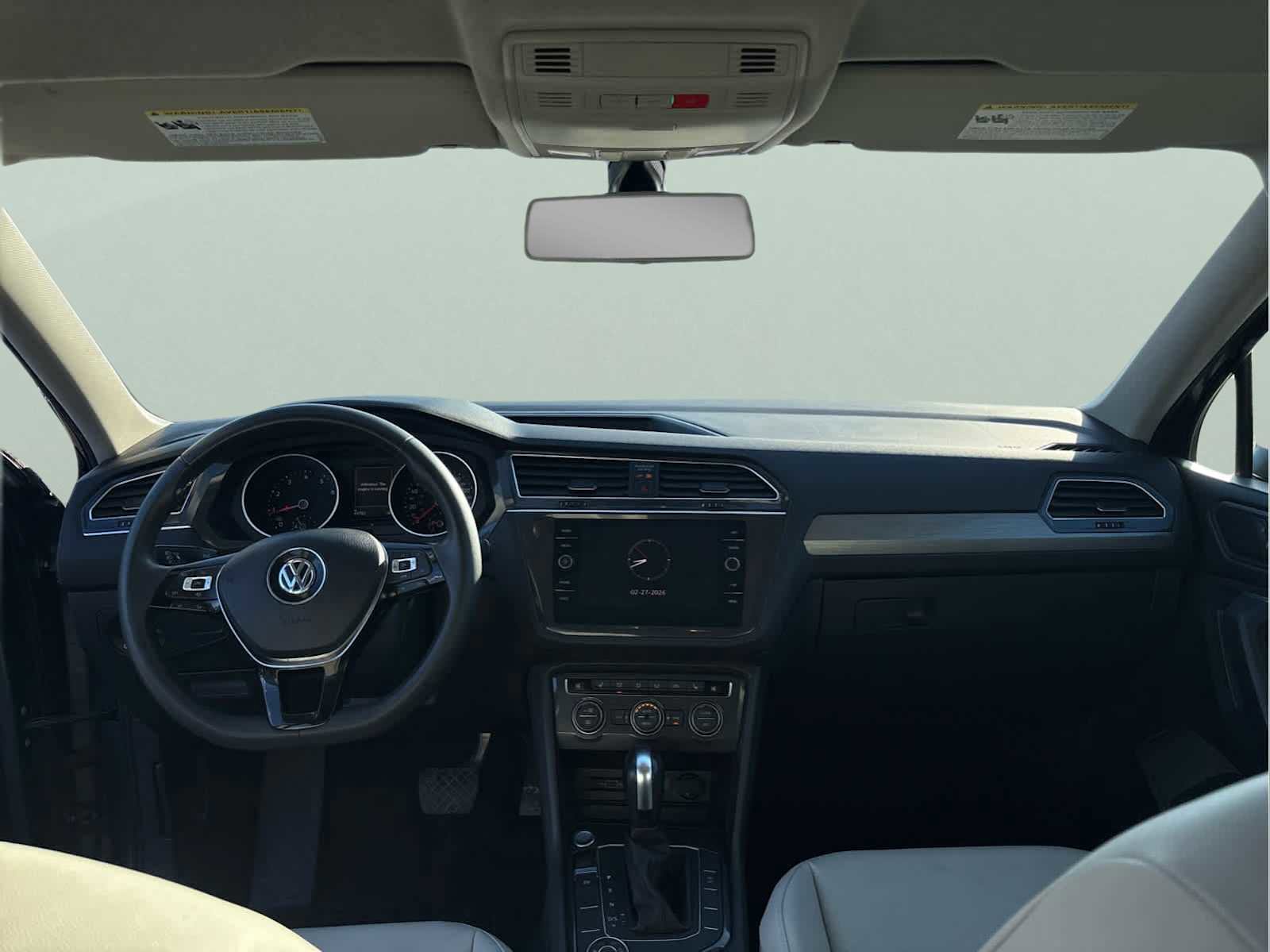 Certified 2020 Volkswagen Tiguan SE image 10