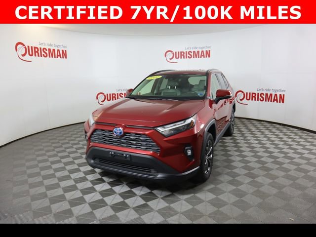 Used 2022 Toyota RAV4 XLE Premium image 2