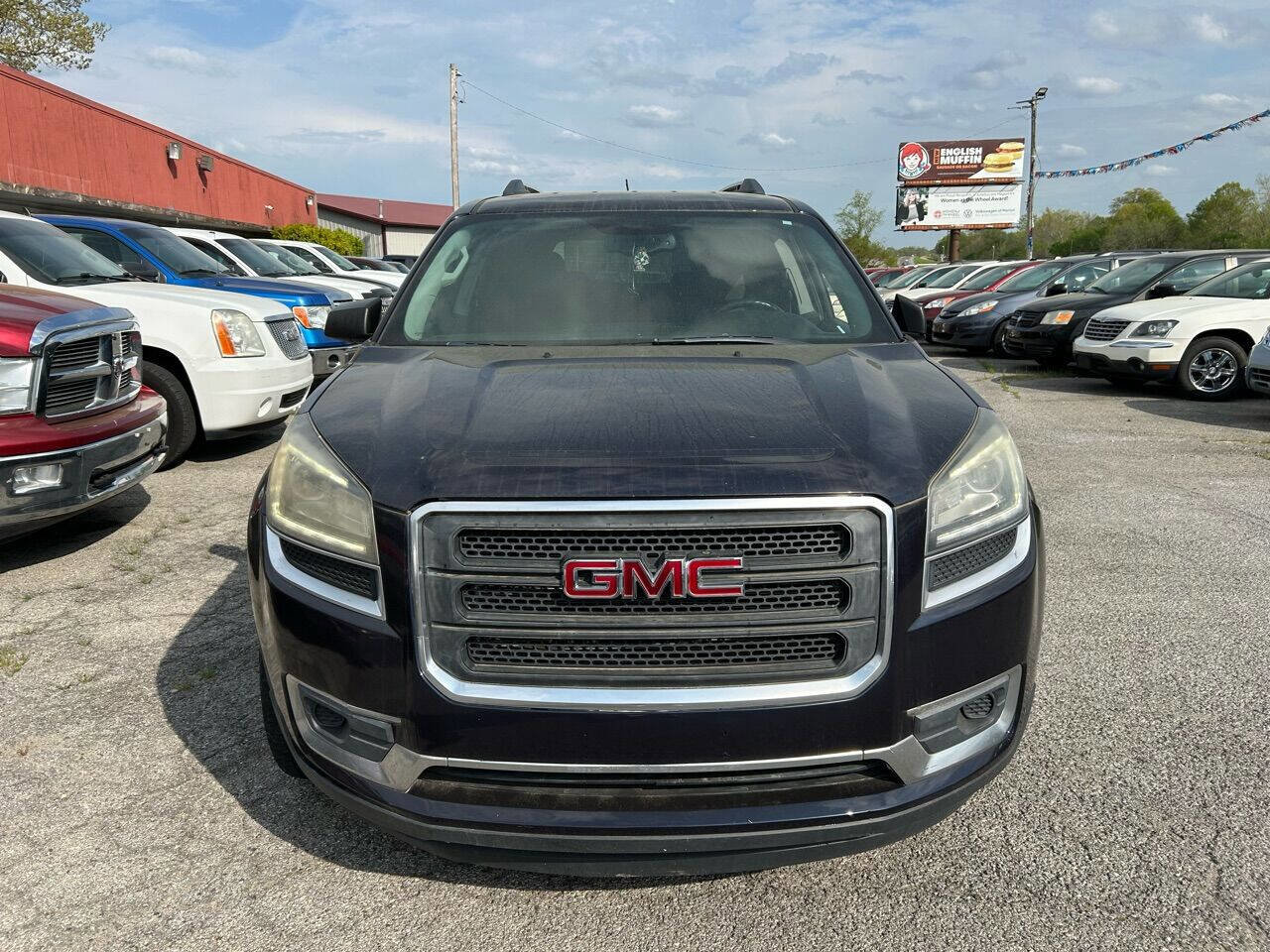 Used 2015 GMC Acadia SLE FWD image 8