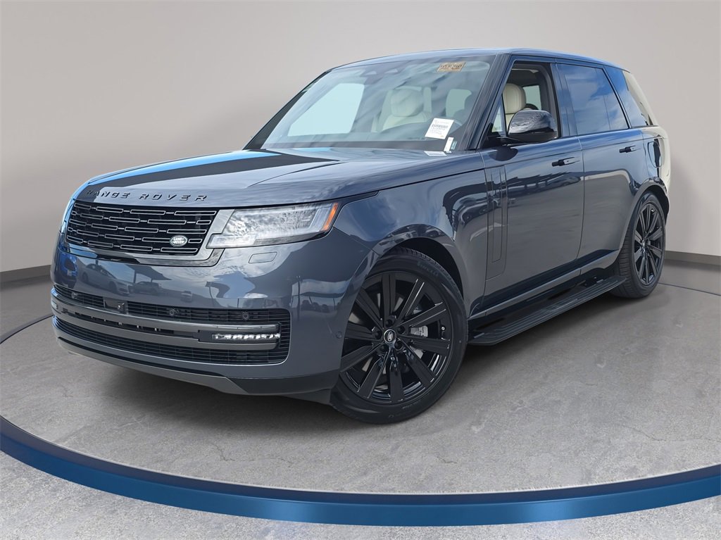 New 2025 Land Rover Range Rover SE