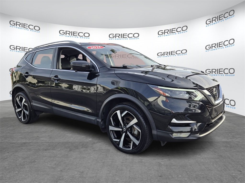 Used 2021 Nissan Rogue Sport SL w/ Premium Package