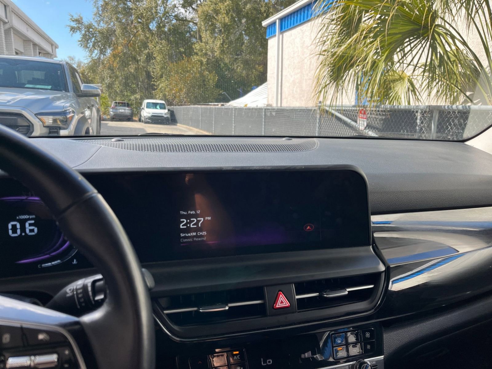 Used 2025 Kia Seltos S image 17