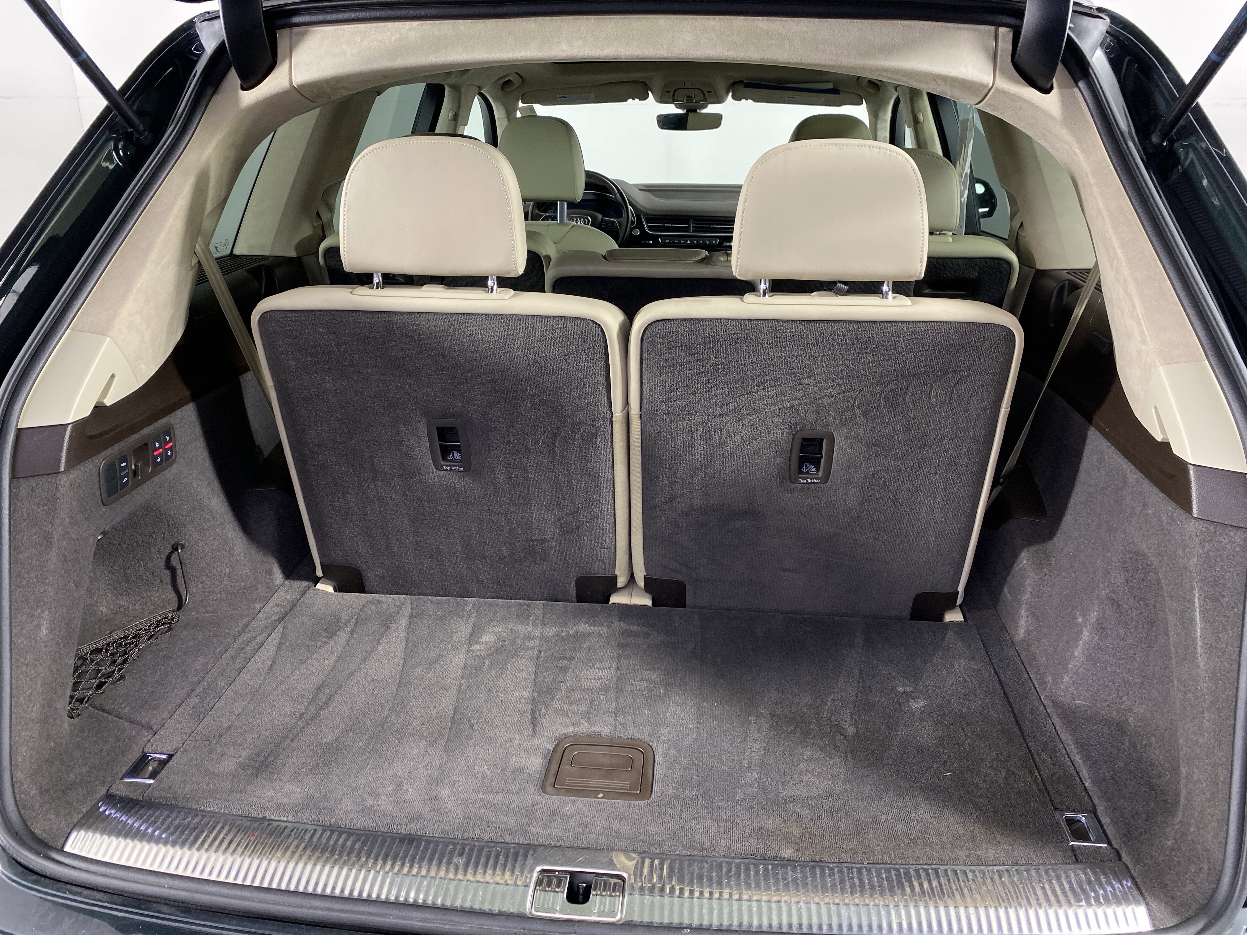 Used 2019 Audi Q7 3.0T Prestige image 34