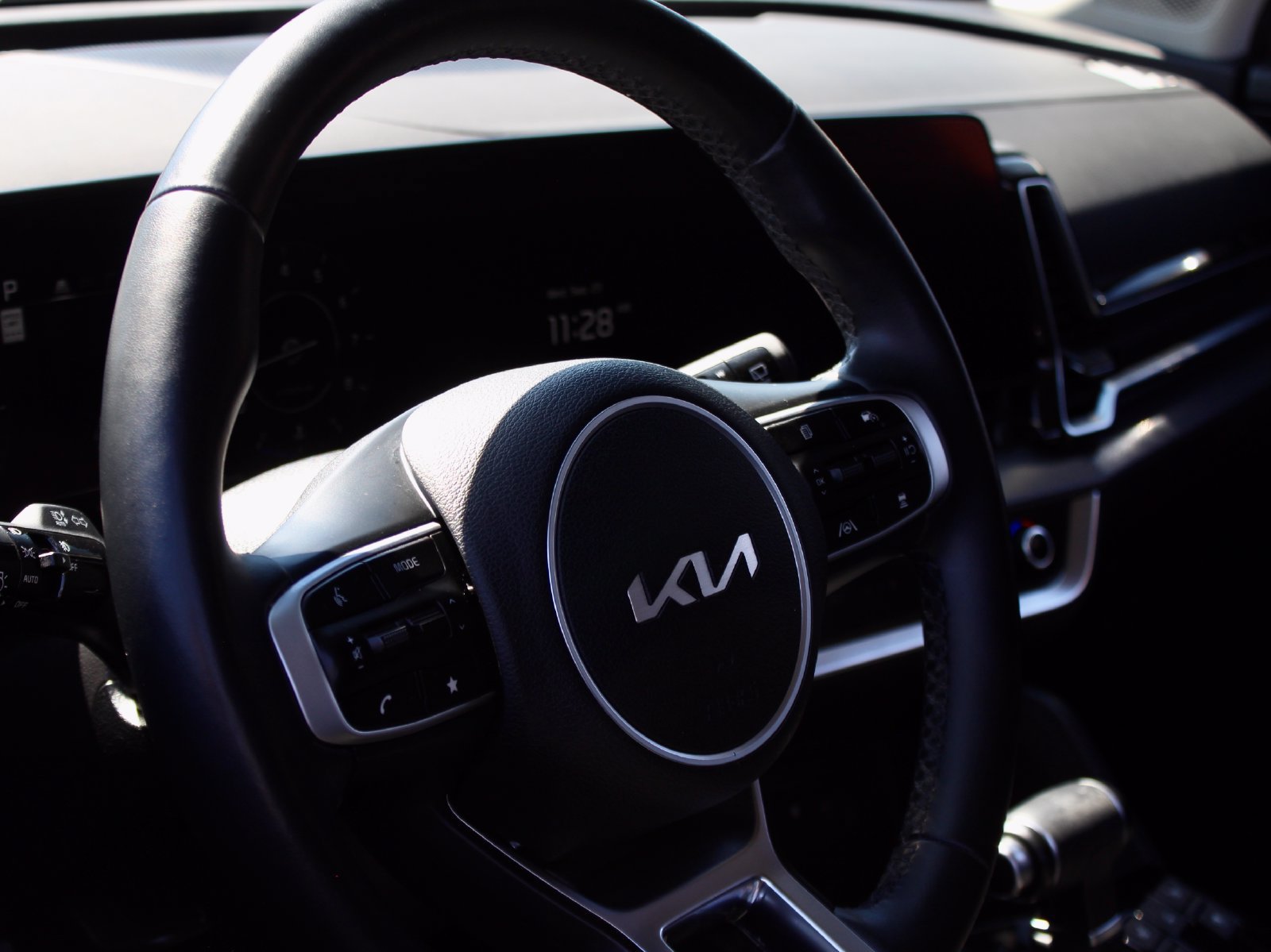 Used 2024 Kia Sportage SX AWD/4WD image 19