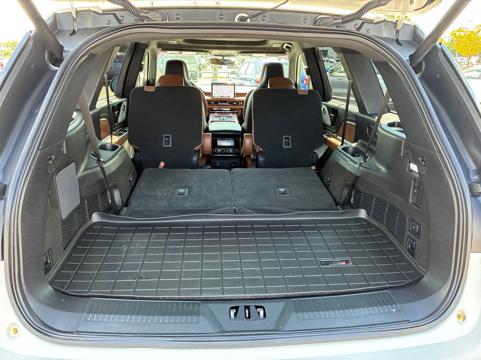 Used 2021 Lincoln Aviator Reserve w/ Equipment Group 201A RWD image 15