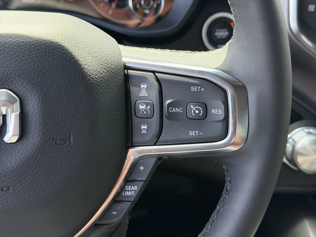 Used 2025 RAM 1500 Laramie w/ Sport Appearance Package AWD/4WD image 27