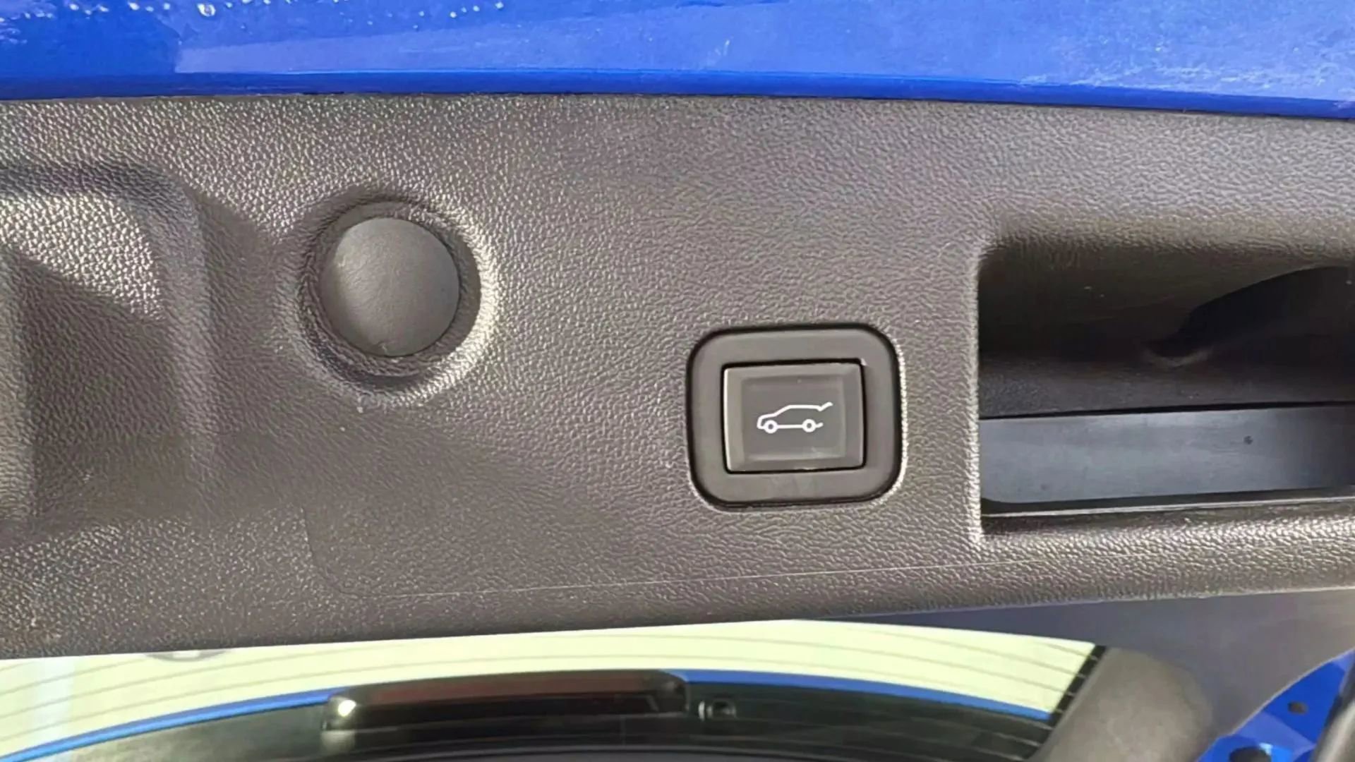 Used 2024 Chevrolet Equinox LT image 8