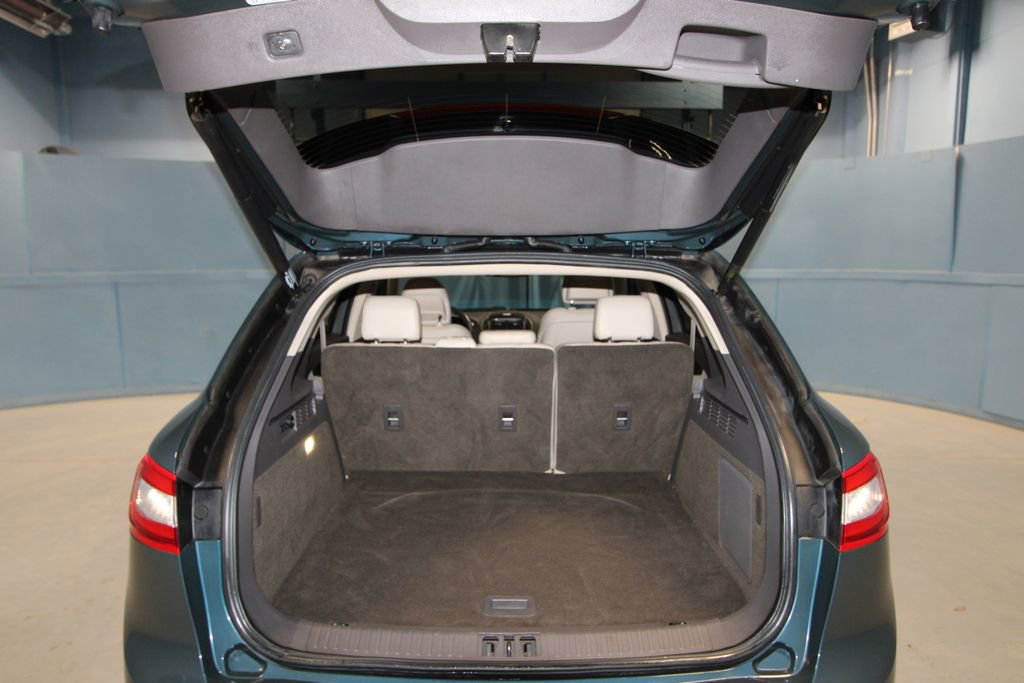 Used 2016 Lincoln MKX Reserve w/ Driver Assistance Package image 40