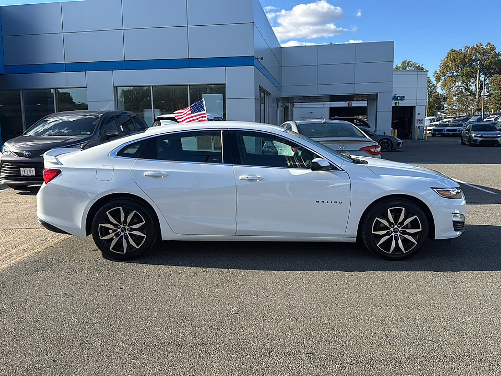 Used 2021 Chevrolet Malibu RS image 8