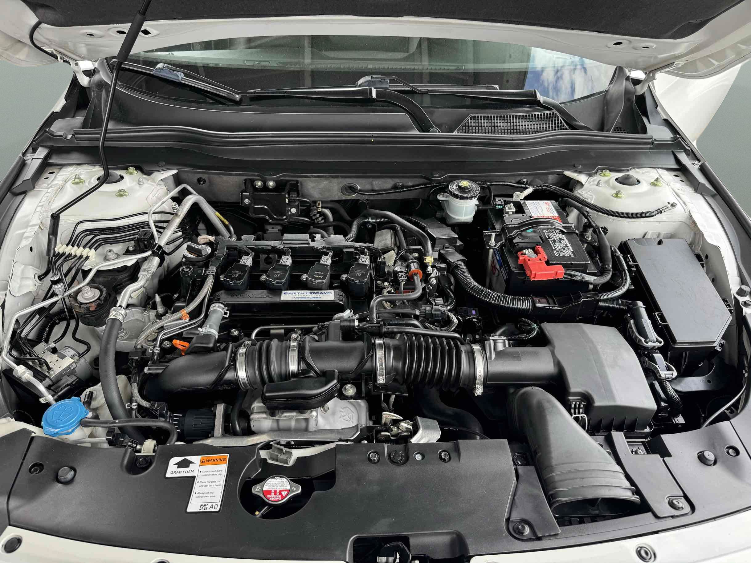 Used 2018 Honda Accord Sport image 13
