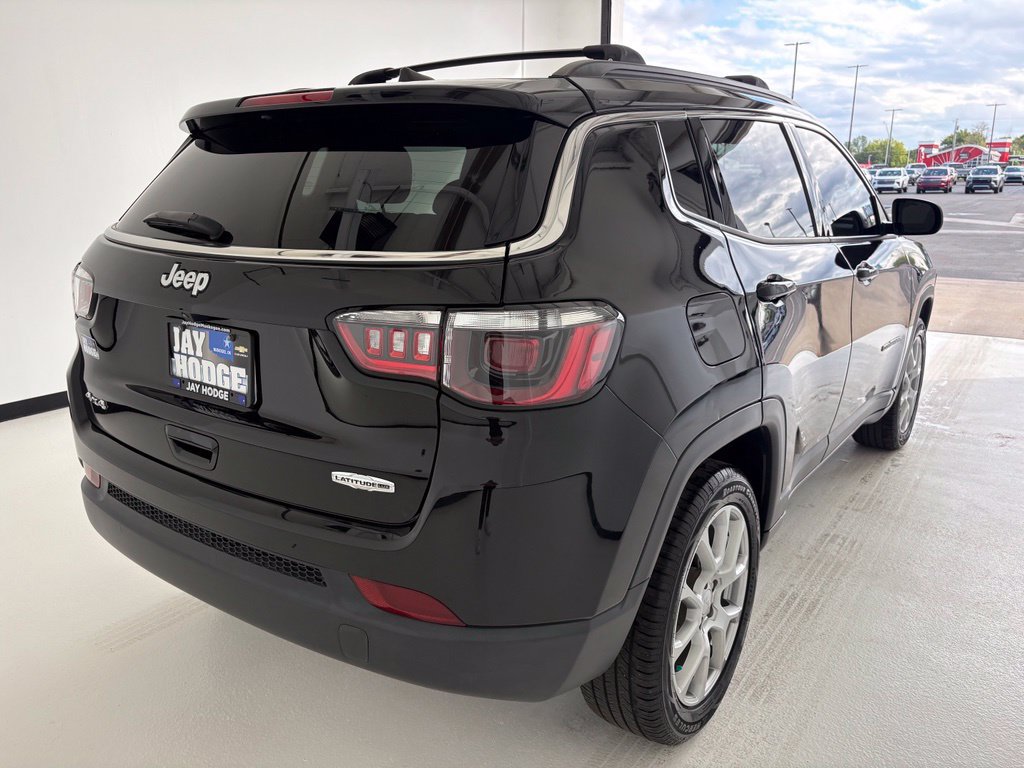 Used 2024 Jeep Compass Latitude AWD/4WD image 19