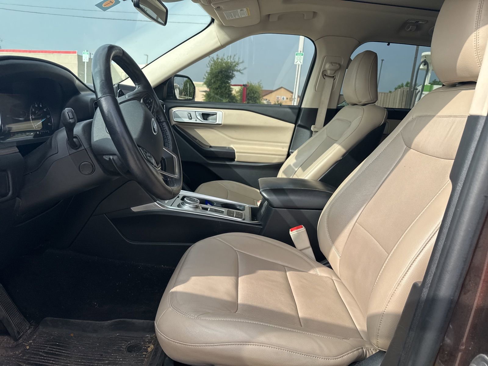 Used 2020 Ford Explorer Limited RWD image 10