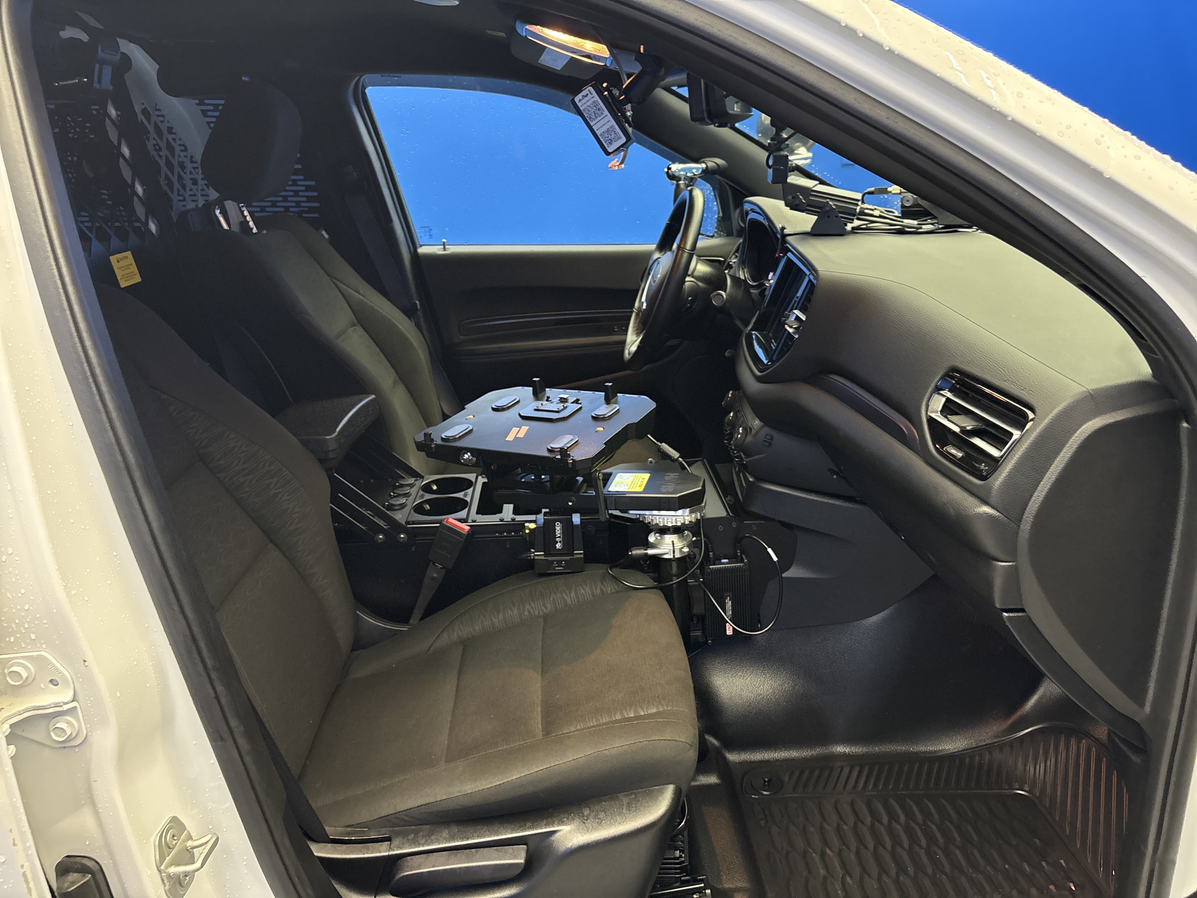 Used 2023 Dodge Durango AWD image 24
