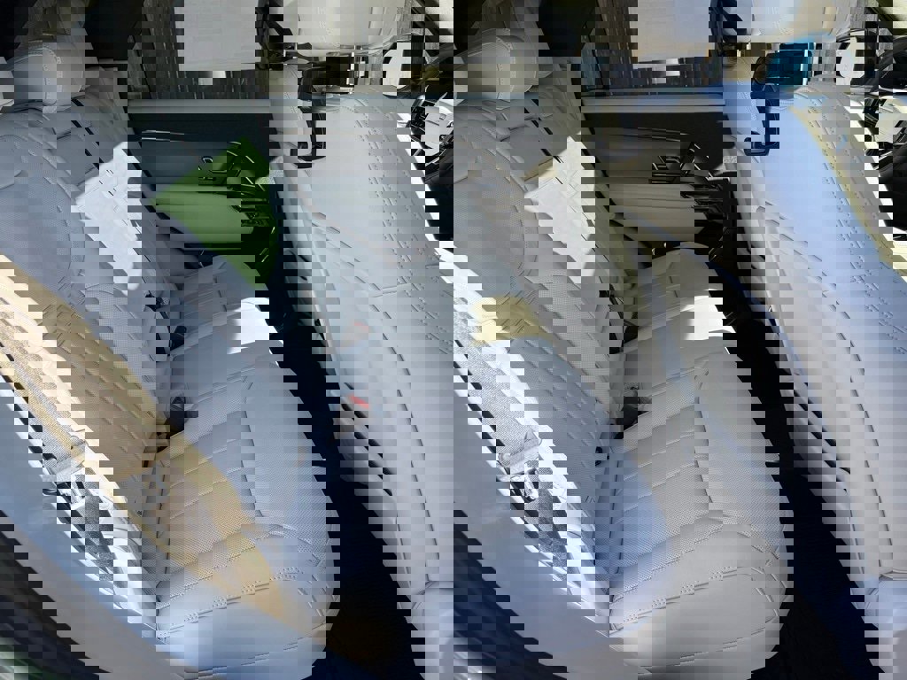 New 2026 Land Rover Range Rover Sport SE image 34