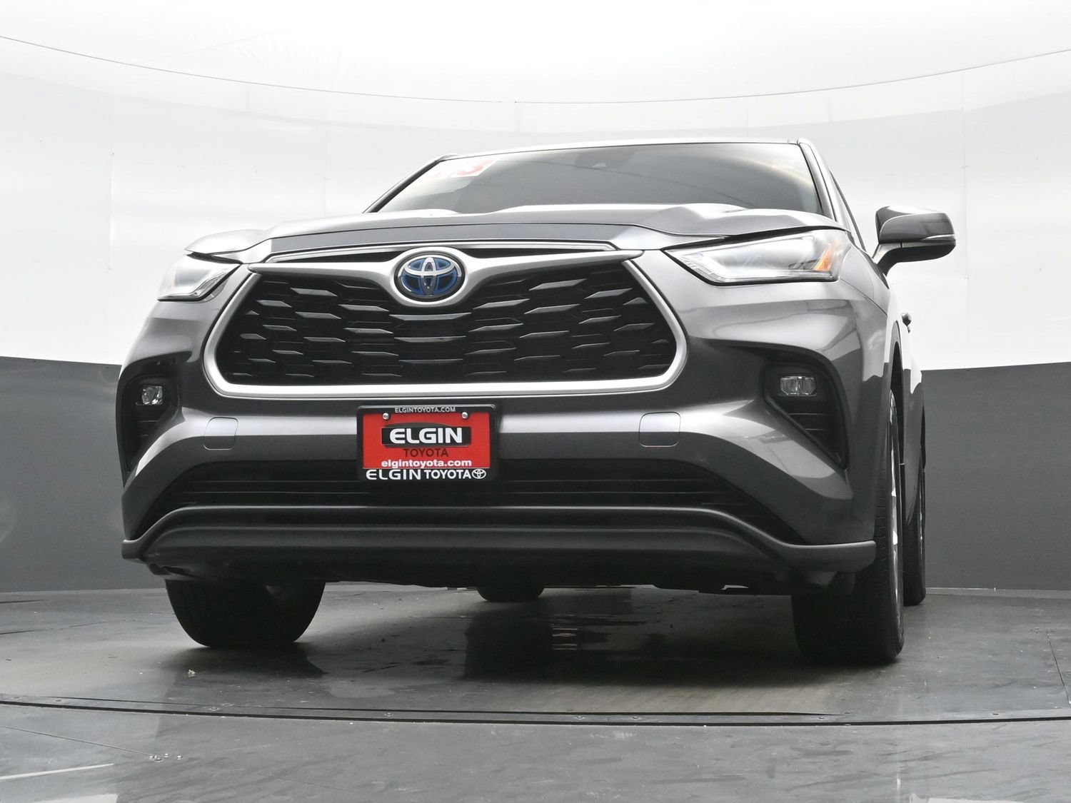 Used 2023 Toyota Highlander LE AWD/4WD image 27
