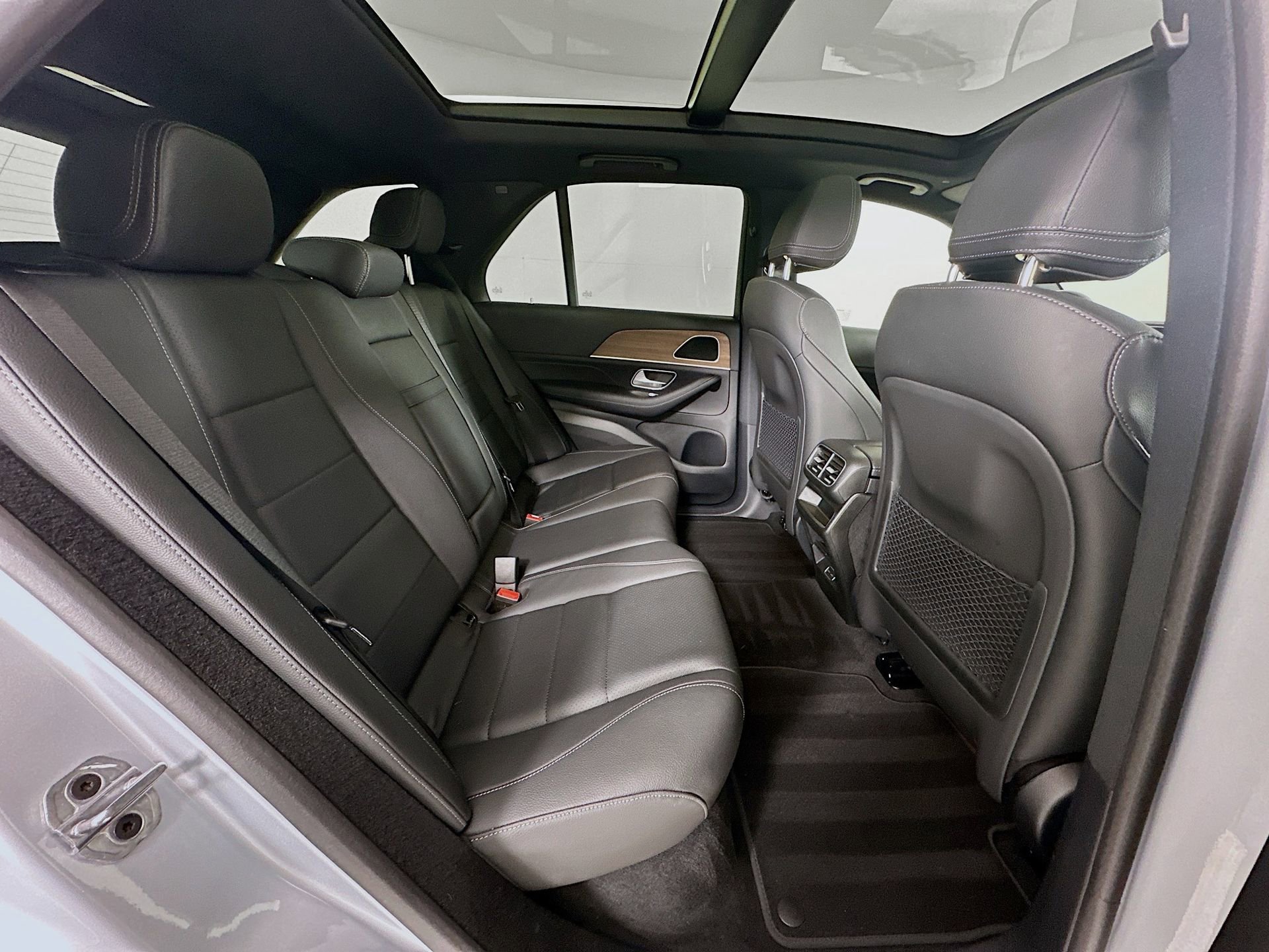 Certified 2025 Mercedes-Benz GLE 350 4MATIC image 29