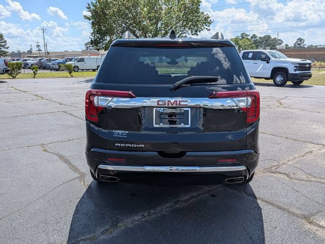 Used 2023 GMC Acadia Denali w/ Denali Ultimate Package FWD image 4