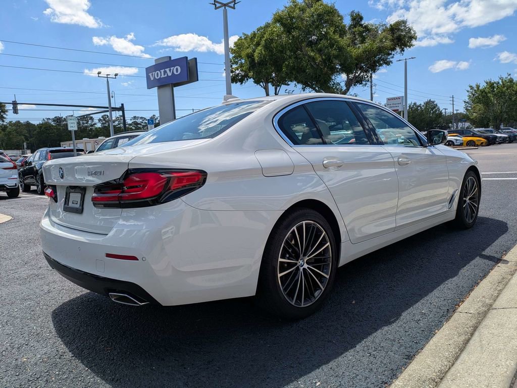 Used 2022 BMW 540i w/ M Sport Package RWD image 6