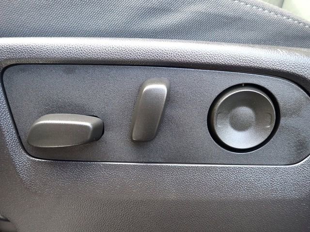 Used 2024 Chevrolet Silverado 1500 LT image 23