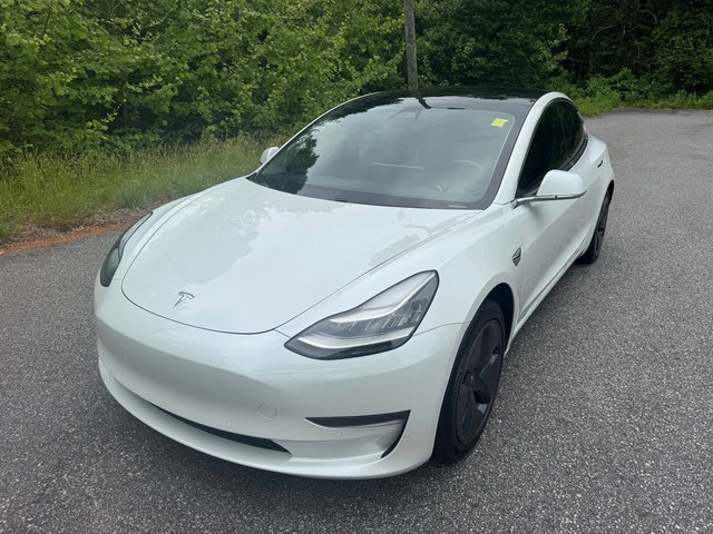 Used 2019 Tesla Model 3 Mid Range RWD image 2