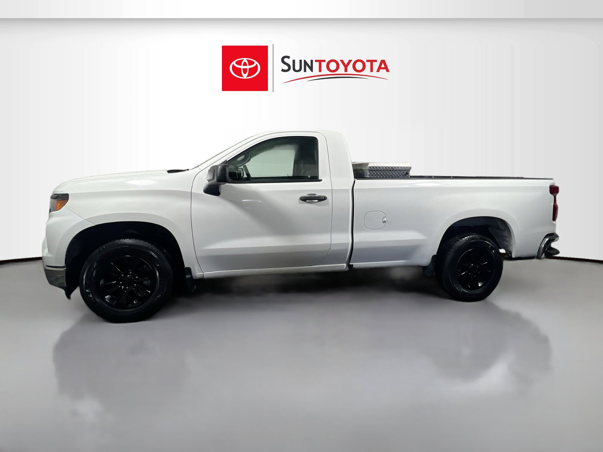 Used 2022 Chevrolet Silverado 1500 W/T RWD image 7