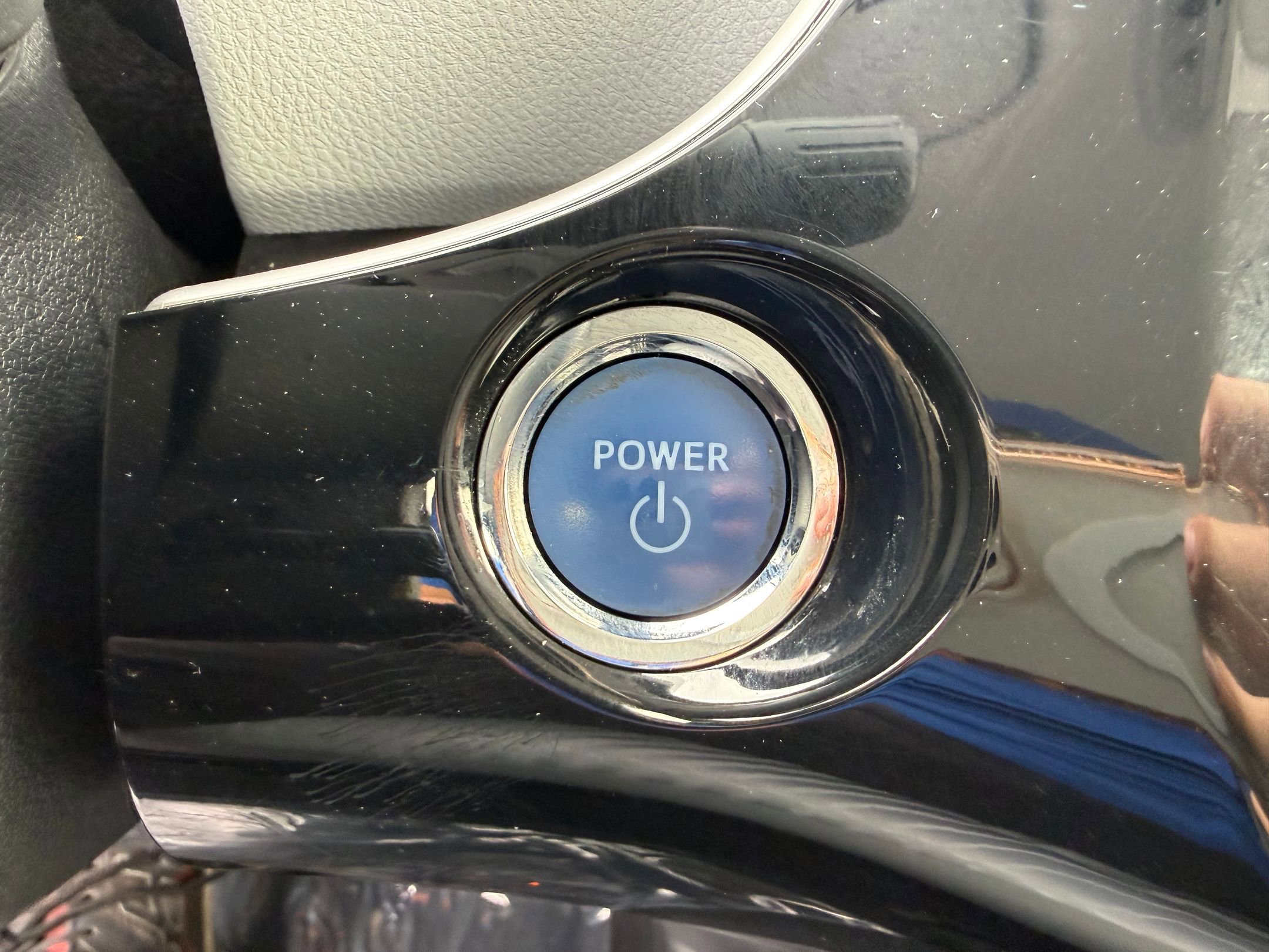 Used 2017 Toyota Prius Three FWD image 21