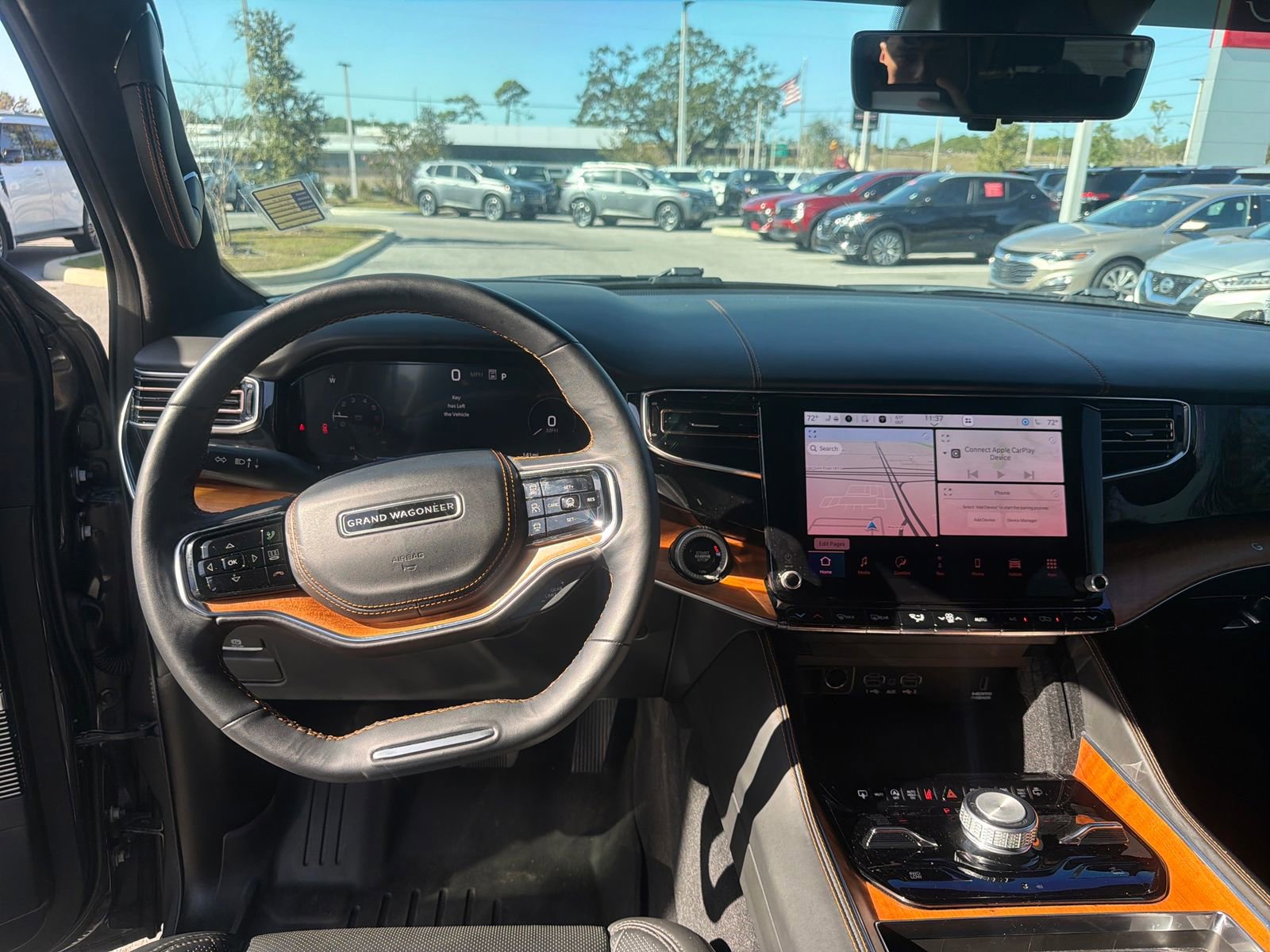 Used 2024 Jeep Grand Wagoneer Series III AWD/4WD image 41
