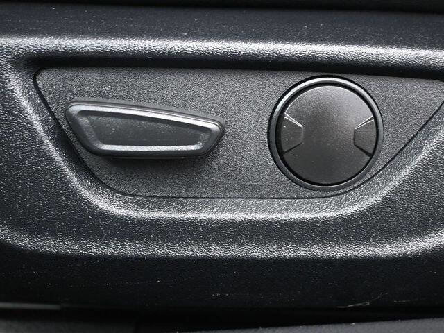 Used 2022 Ford Mustang Premium image 6