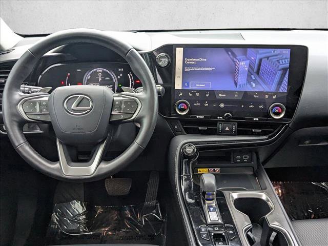 Used 2025 Lexus NX 350h AWD w/ Premium Package image 17