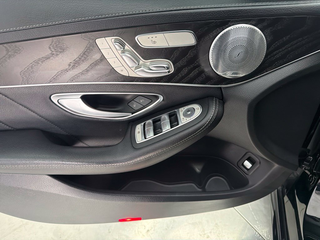 Used 2015 Mercedes-Benz C 400 4MATIC image 21