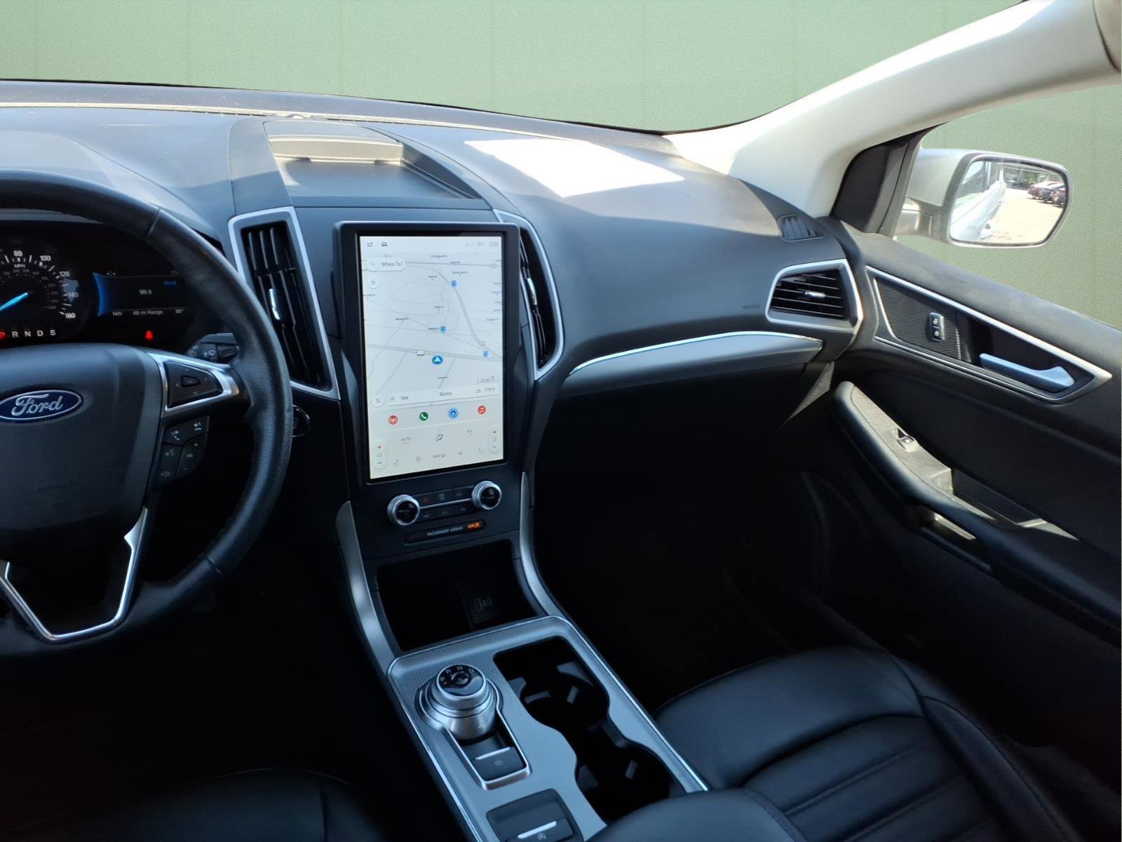 Used 2022 Ford Edge SEL image 16